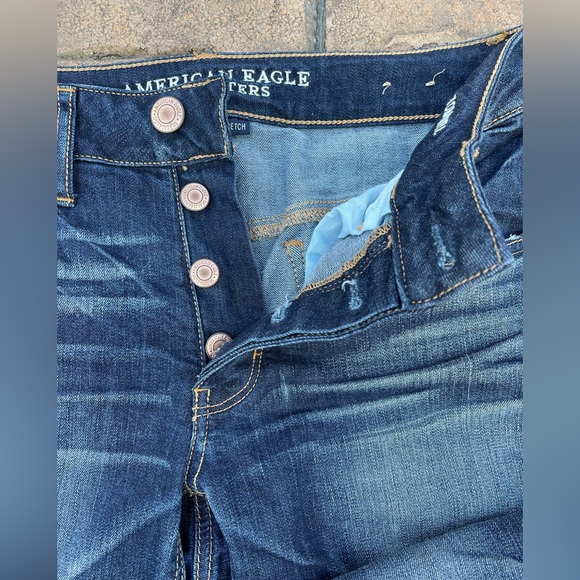 American Eagle Tomgirl Button Fly Denim - Picture 5 of 5